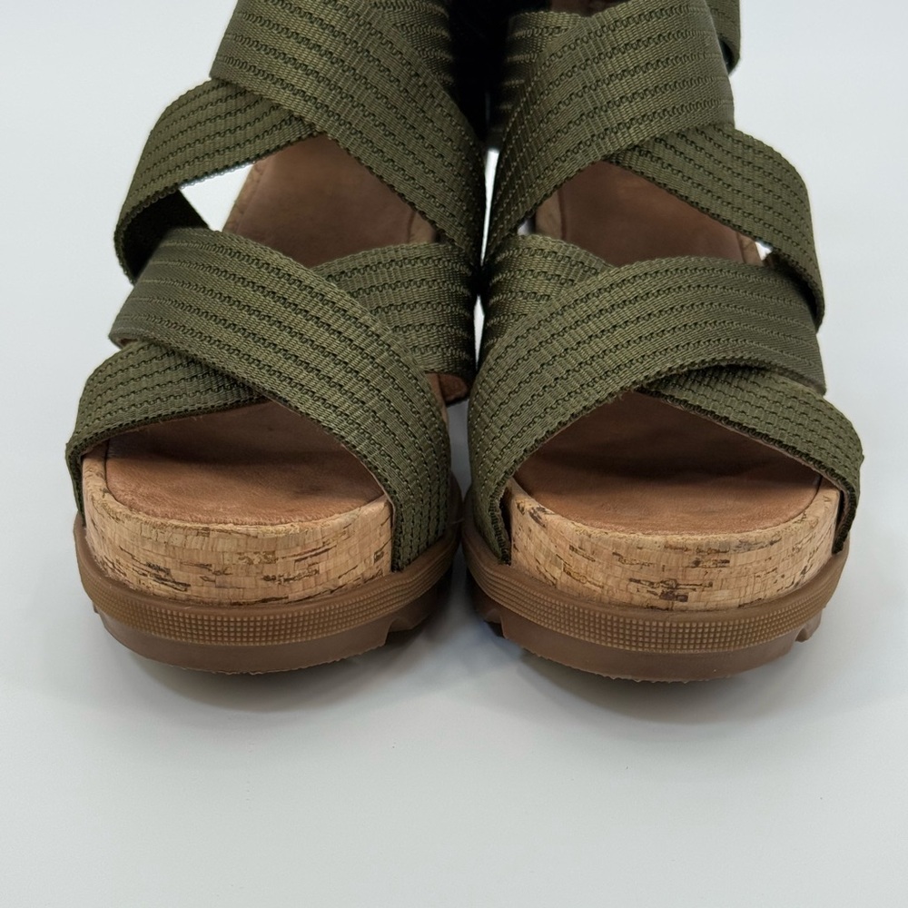 SOREL Joanie II Leather Modern Olive Green Wedge Heeled Sandal Stretch Straps - Picture 14 of 17